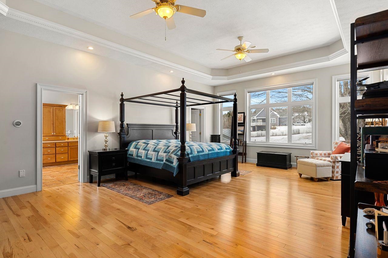 144 Pulpit Road Bedford, NH 03110 - Photo 18 of 58