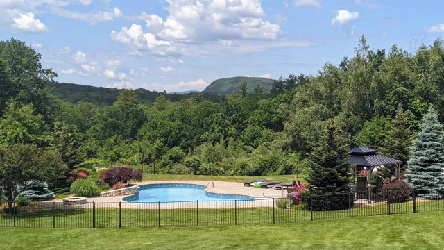 $1,750,000 | 144 Pulpit Road, Bedford, NH 03110