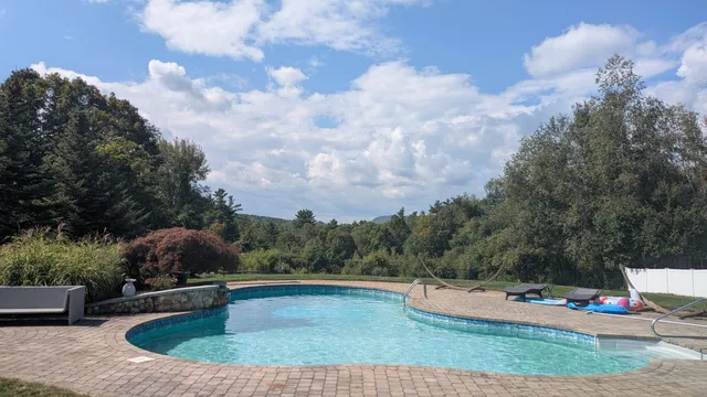 $1,750,000 | 144 Pulpit Road, Bedford, NH 03110