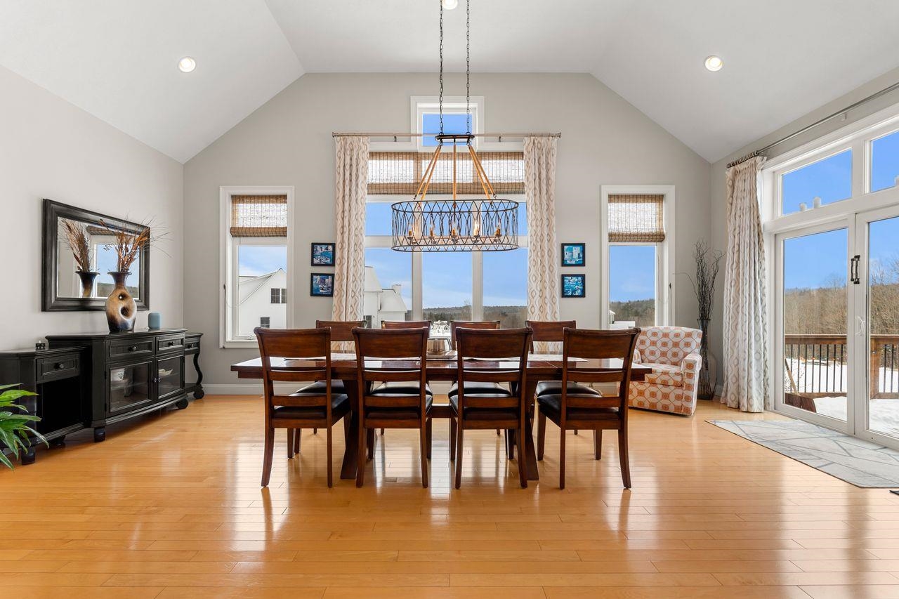 144 Pulpit Road Bedford, NH 03110 - Photo 5 of 58