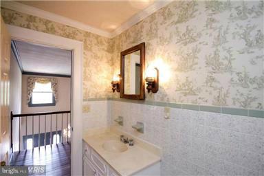 6612 Stanley Road King George, VA 22485 - Photo 18 of 30 Bath