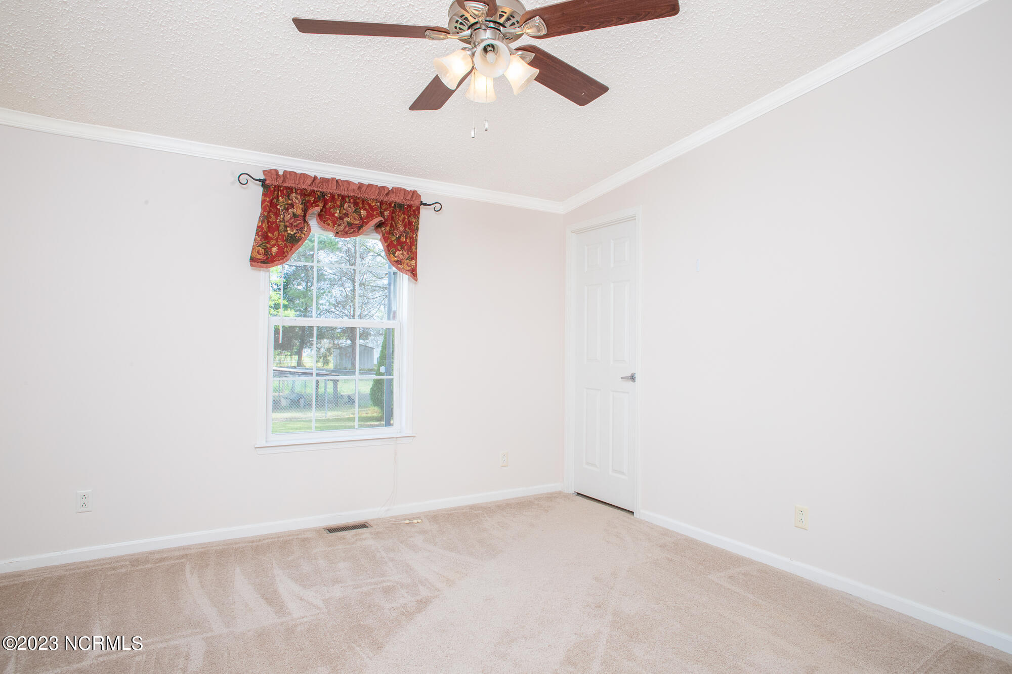 1824 Becton Farm Road Kinston, NC 28501 - Photo 18 of 38 Third Bedroom