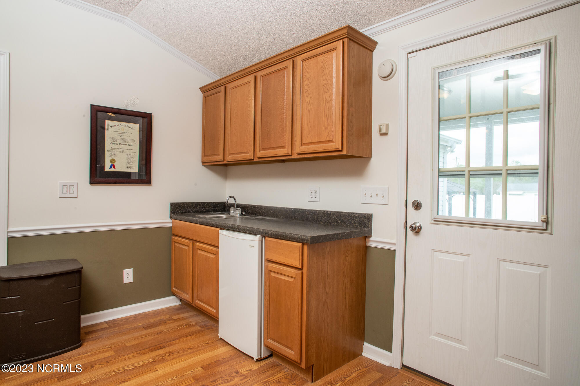 1824 Becton Farm Road Kinston, NC 28501 - Photo 9 of 38 Great Room
