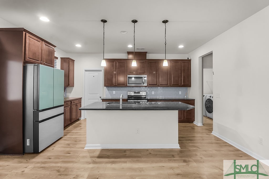 106 Savanna Drive Pooler, GA 31322 - Photo 9 of 48 Kitchen