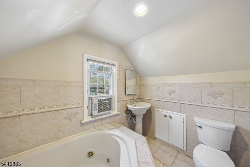 121 Meisel Avenue Springfield, NJ 07081 - Photo 21 of 23