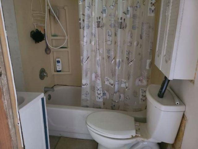 250 Apraw Road Washington, IN 47501 - Photo 13 of 15 Gallery Image 13