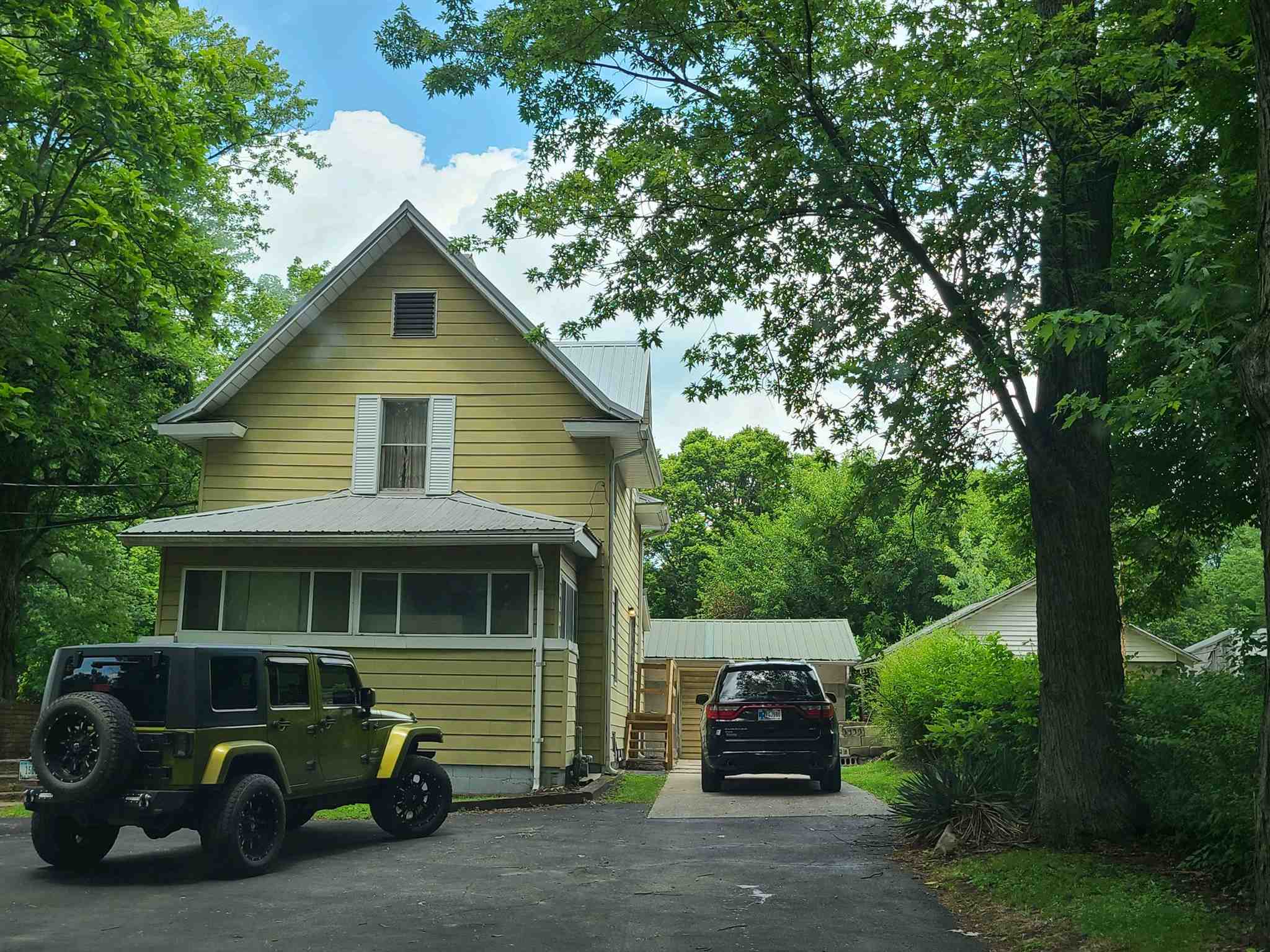 250 Apraw Road Washington, IN 47501 - Photo 3 of 15 Gallery Image 3