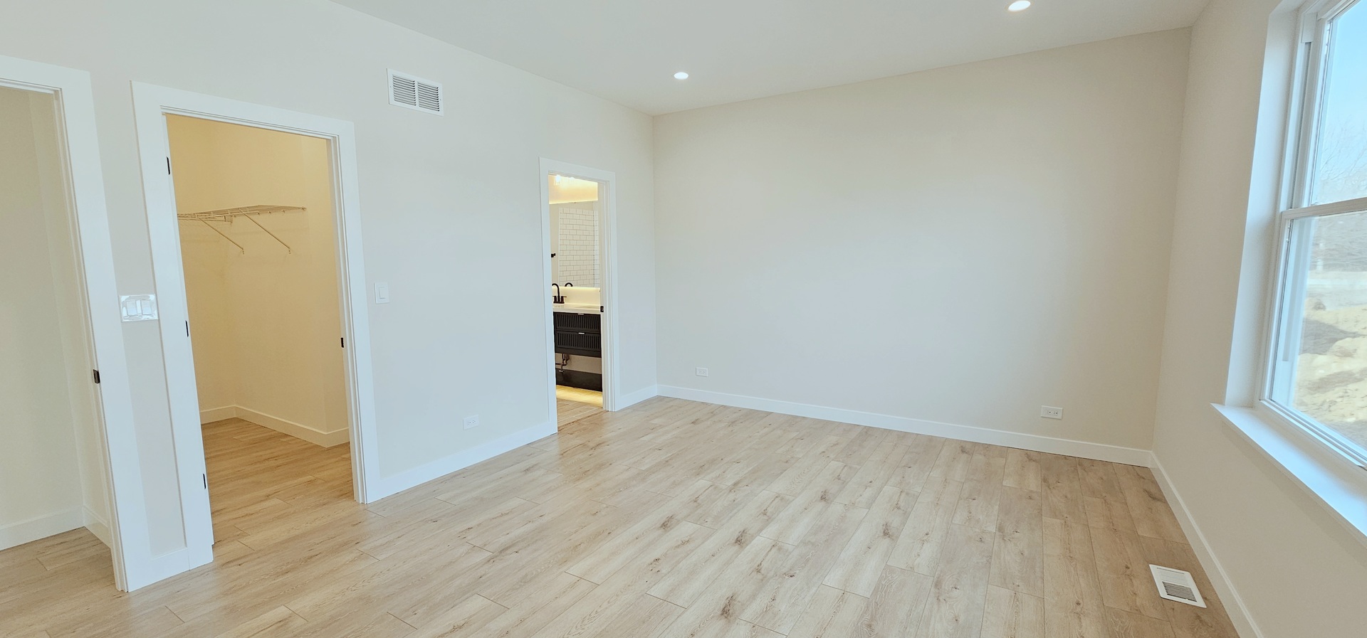 1004 Joshua Lane Genoa, IL 60135 - Photo 14 of 44