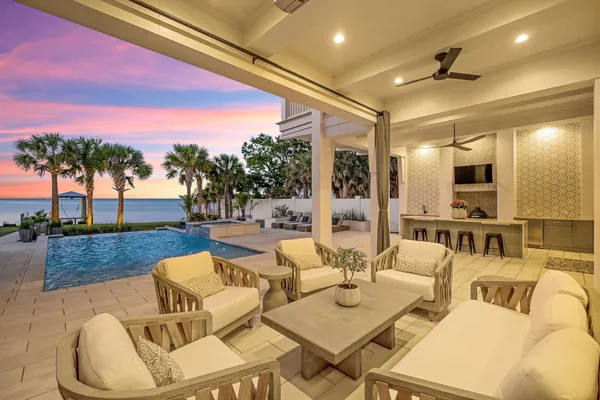 $7,500,000 | 510 Walton Way, Miramar Beach, FL 32550