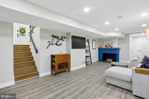 $1,200,000 | 9409 Holland Avenue, Bethesda, MD 20814
