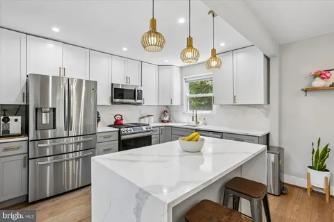 $1,200,000 | 9409 Holland Avenue, Bethesda, MD 20814
