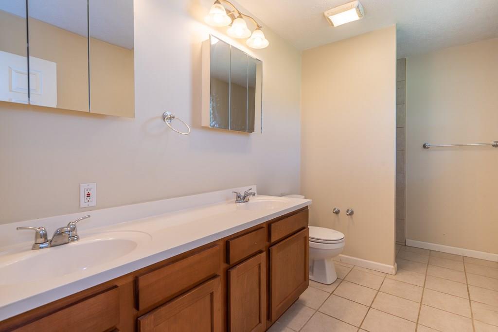 1850 Olt Road Dayton, OH 45417 - Photo 13 of 33 Gallery Image 13