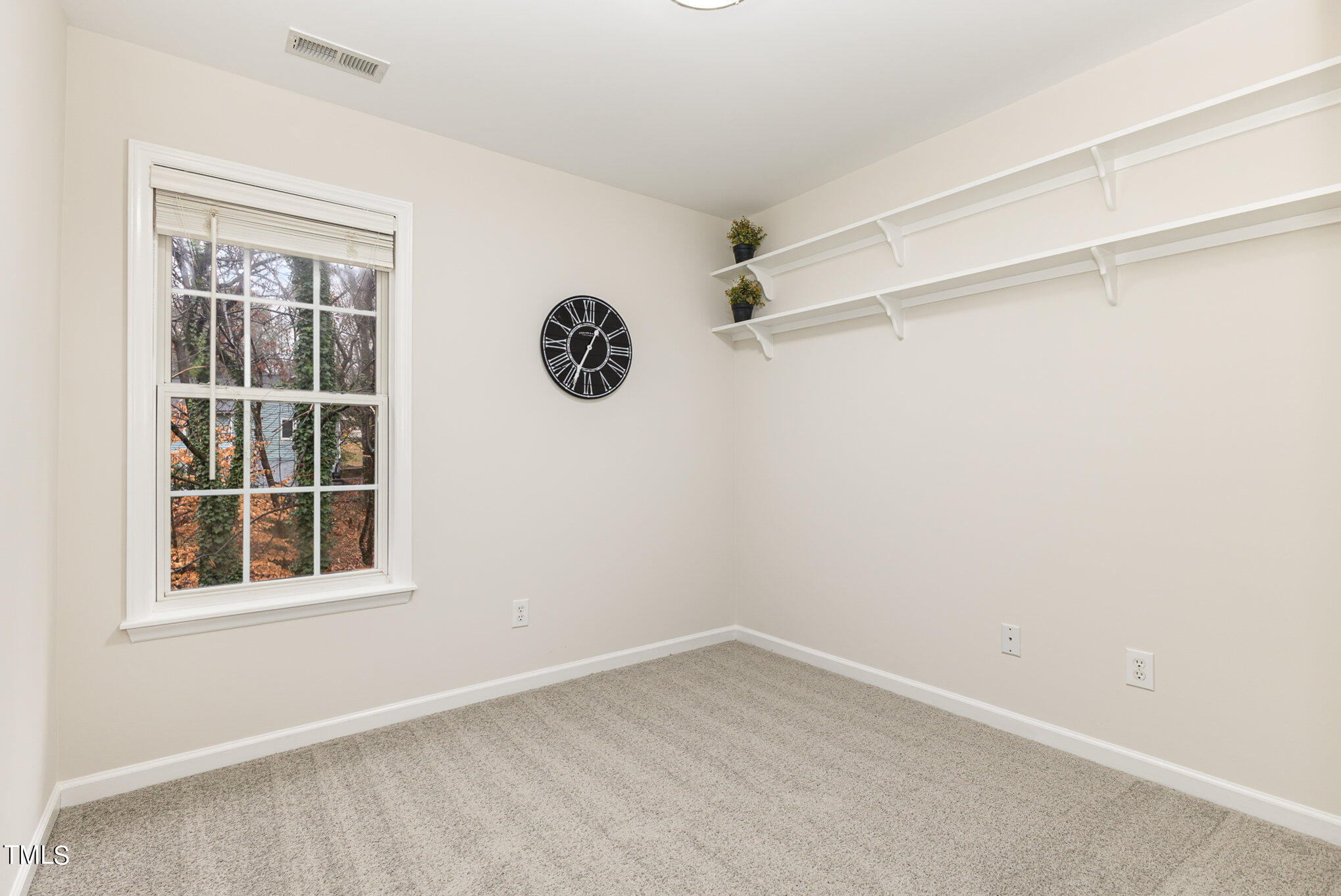 7323 Bonnie Ridge Court Raleigh, NC 27615 - Photo 11 of 12 013_cy1a6493-edit