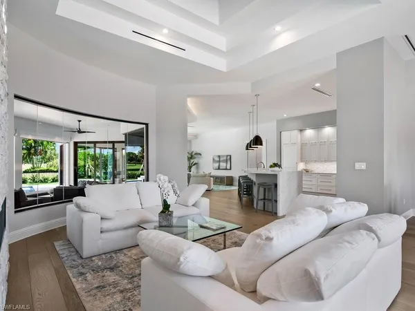 $15,000 | 695 Wedge Drive, Naples, FL 34103