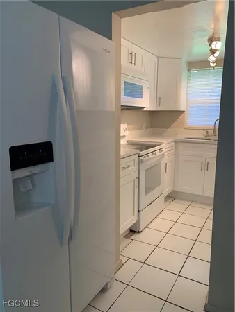 $1,250 | 815 Courtington Lane, Unit 2, Fort Myers, FL 33919