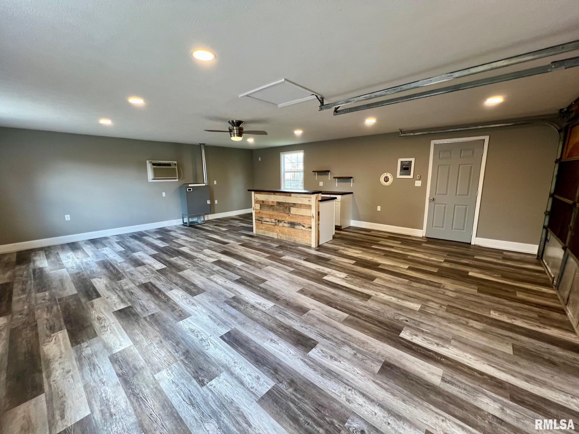 214 East Rutledge Street Petersburg, IL 62675 - Photo 25 of 30 Gallery Image 25