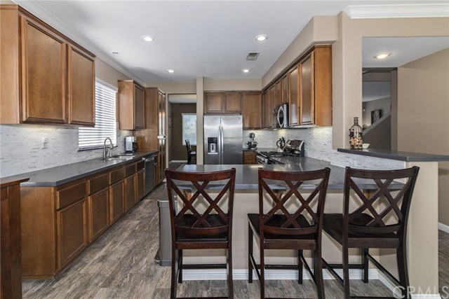 16470 Colt Way Moreno Valley, CA 92555 - Photo 11 of 36