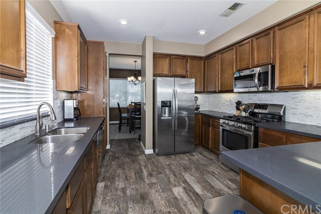 16470 Colt Way Moreno Valley, CA 92555 - Photo 12 of 36