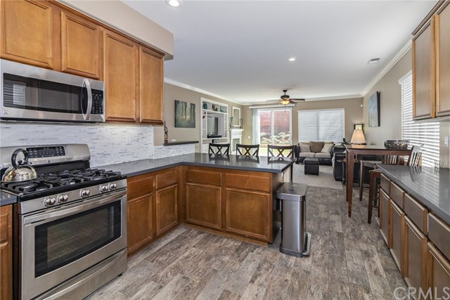 16470 Colt Way Moreno Valley, CA 92555 - Photo 13 of 36