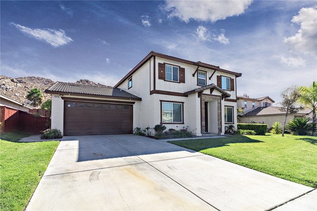 16470 Colt Way Moreno Valley, CA 92555 - Photo 3 of 36