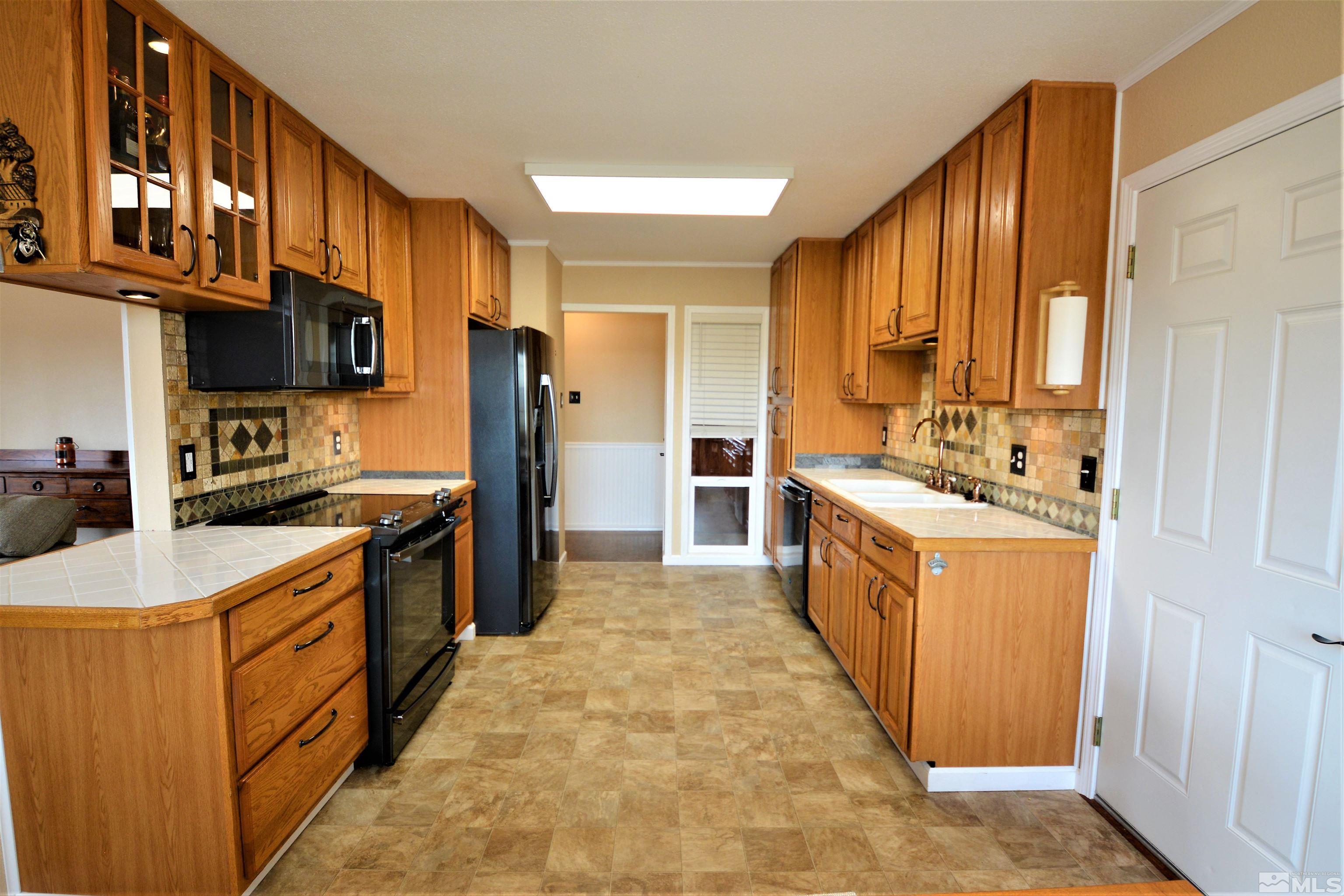 3000 Accacia Way Reno, NV 89503 - Photo 2 of 40 Photo 2