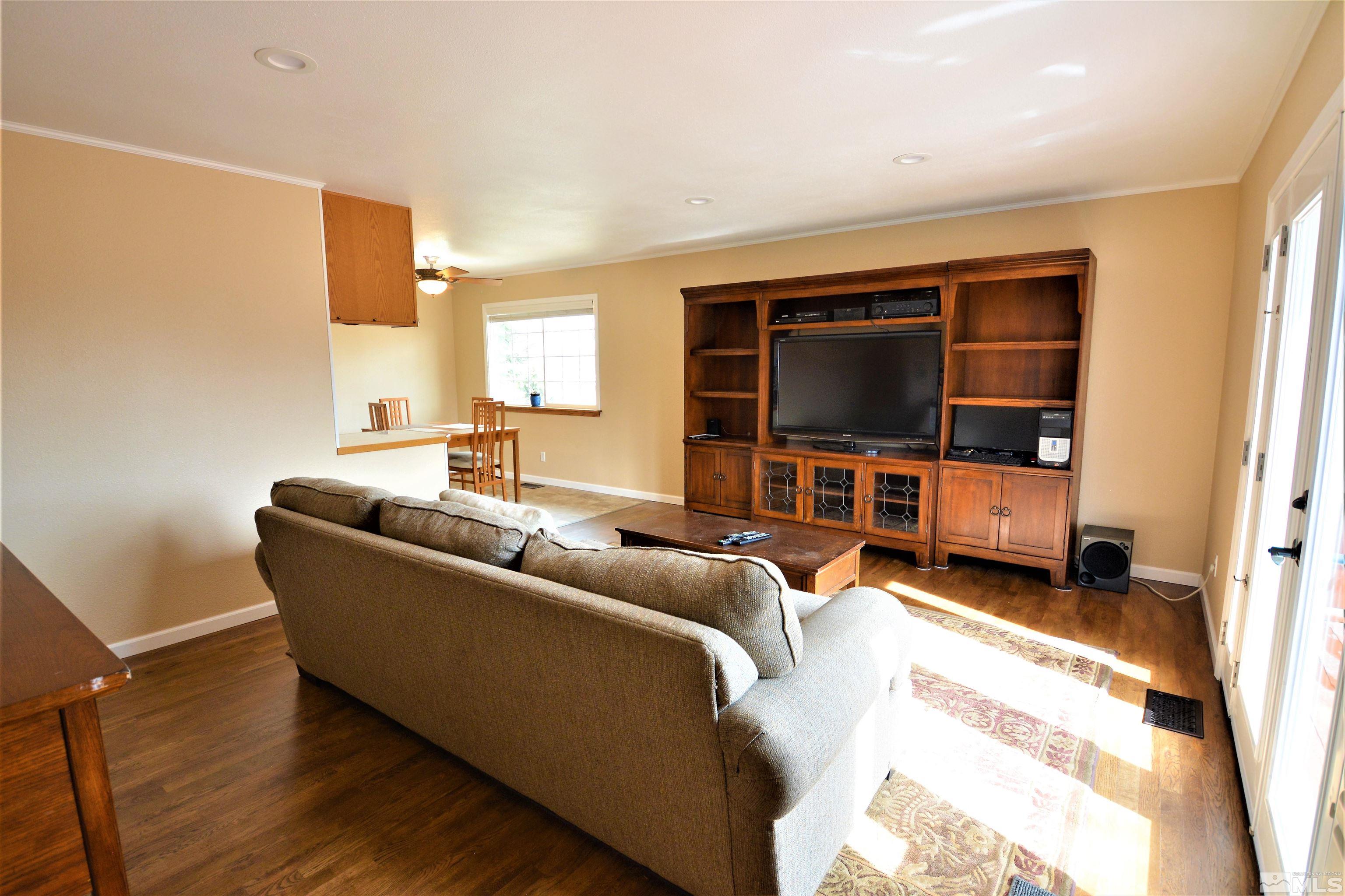 3000 Accacia Way Reno, NV 89503 - Photo 10 of 40 Photo 10
