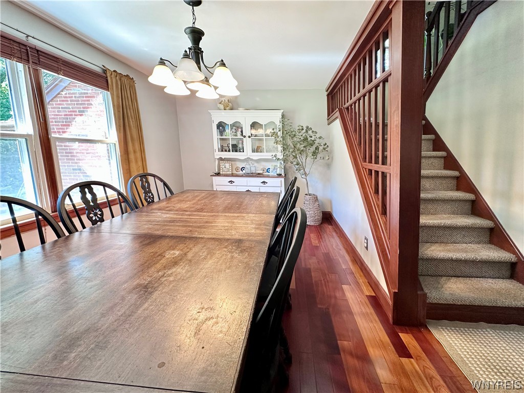 2255 Berg Road West Seneca, NY 14224 - Photo 23 of 41 Dining room