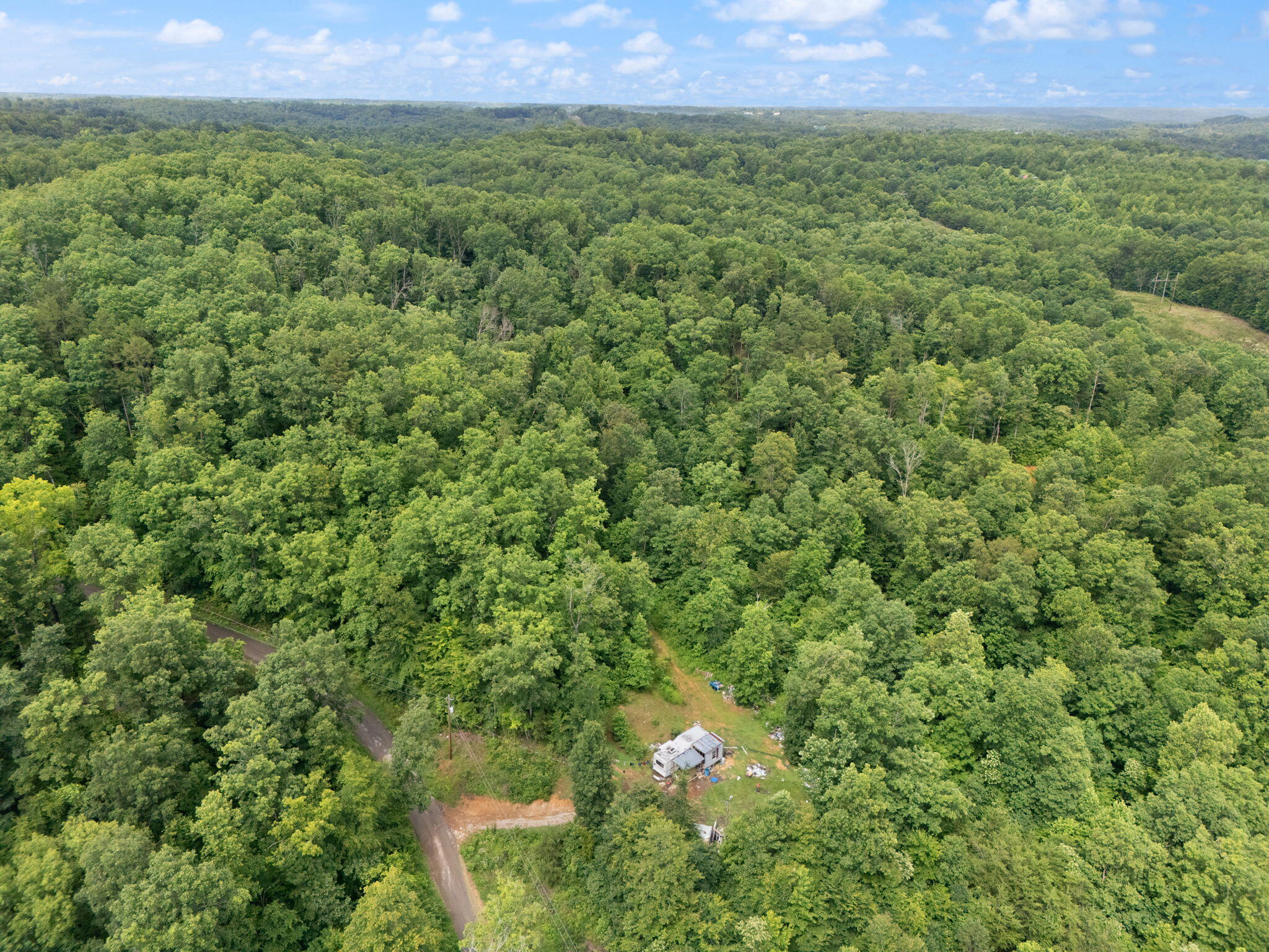 2401 Belle Point Road Beattyville, KY 41311 - Photo 23 of 28 23-web-or-mls-DJI_20250701160640_0306_D