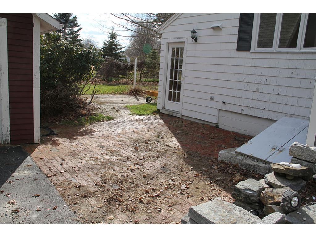 21 Depot Road Kingston, NH 03848 - Photo 12 of 30 Gallery Image 12