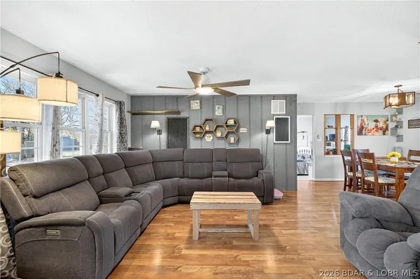 $325,000 | 186 North High Street, Camdenton, MO 65020