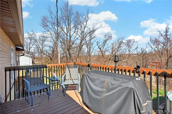 $325,000 | 186 North High Street, Camdenton, MO 65020