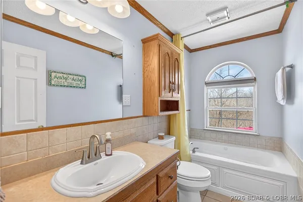 $325,000 | 186 North High Street, Camdenton, MO 65020