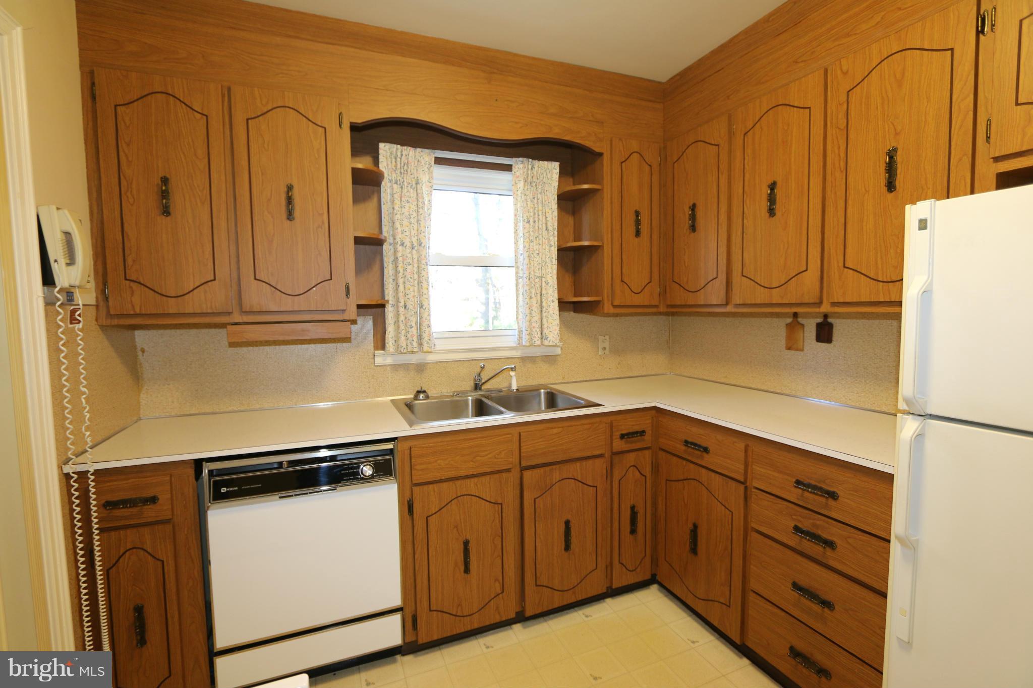 18515 Preston Road Hagerstown, MD 21742 - Photo 8 of 26 Kitchen