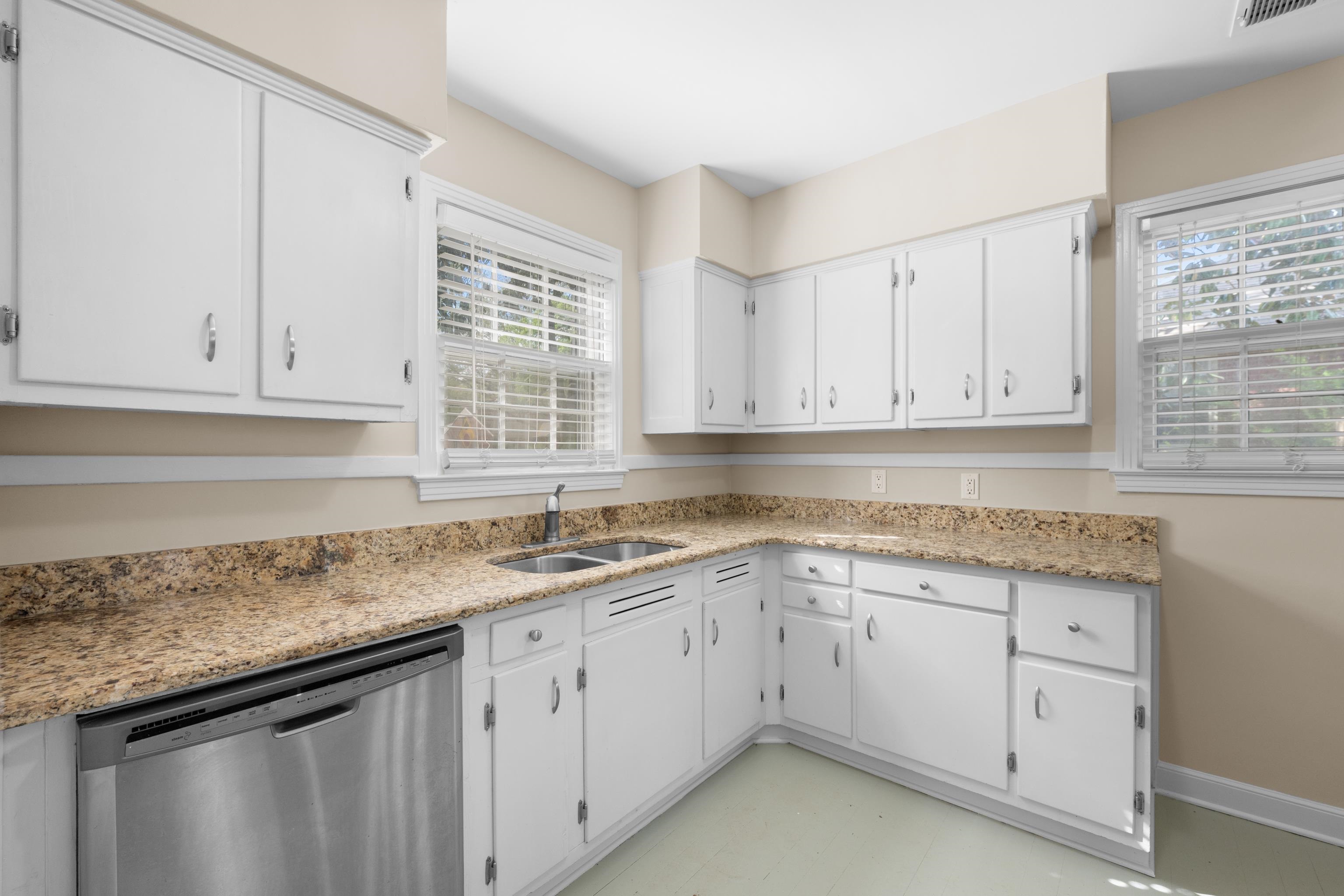 764 Moss Road Memphis, TN 38117 - Photo 16 of 29