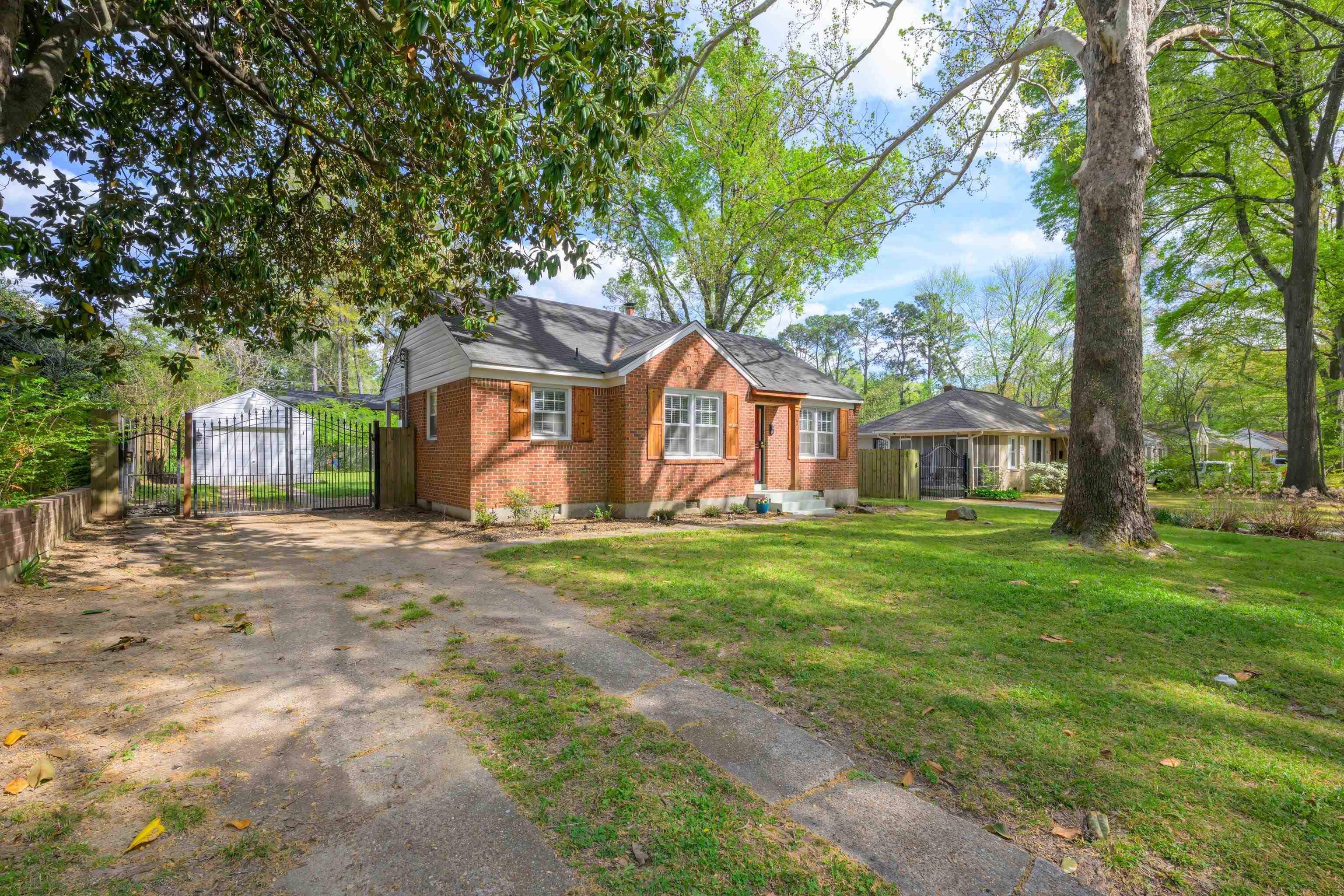 764 Moss Road Memphis, TN 38117 - Photo 5 of 29