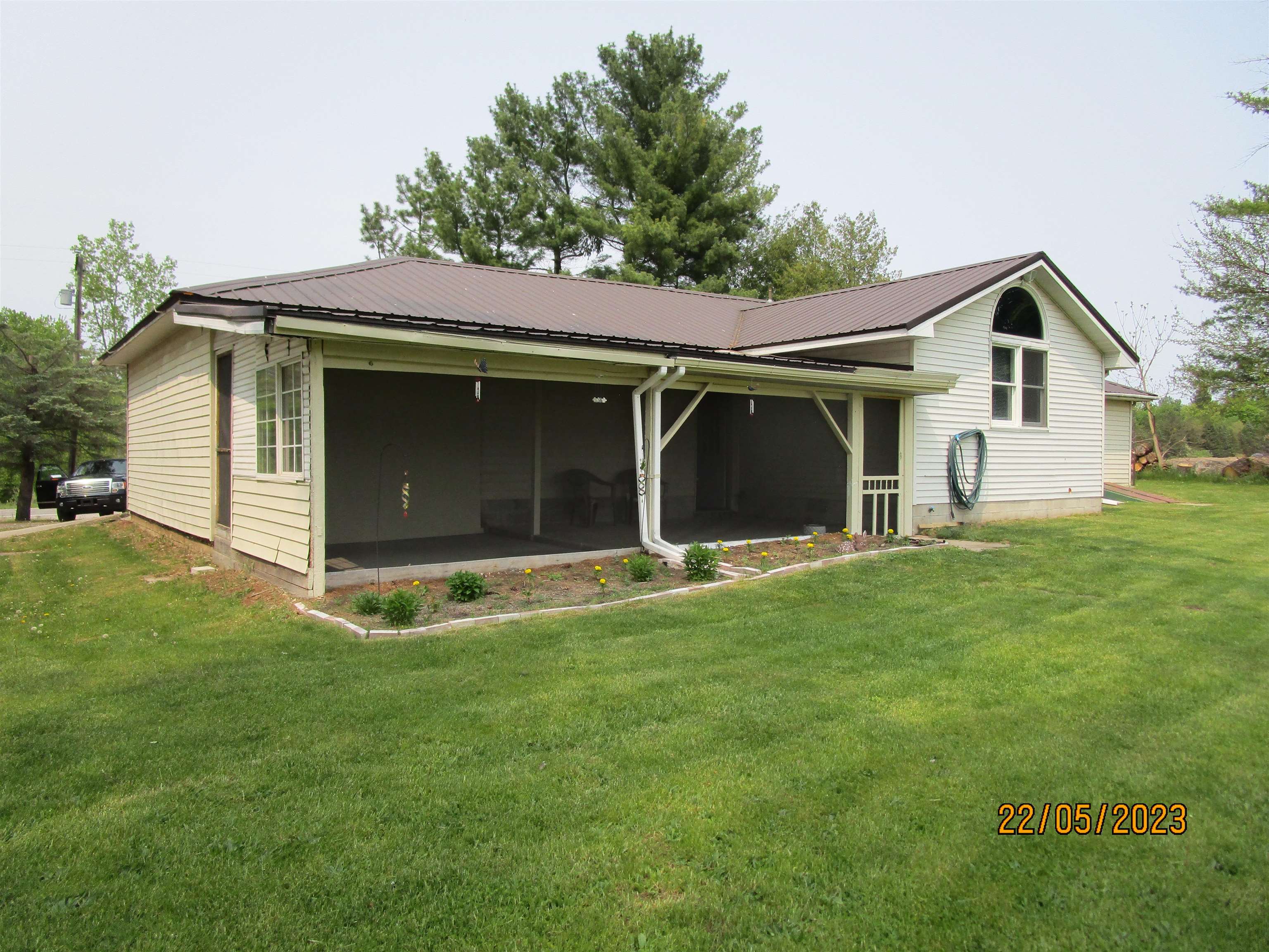 4577 West Remus Road Mount Pleasant, MI 48858 - Photo 20 of 28 1911305-19.JPG