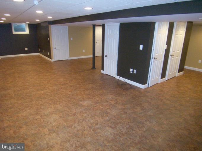 442 Range Road Towson, MD 21204 - Photo 11 of 22 Spacious Rec Room