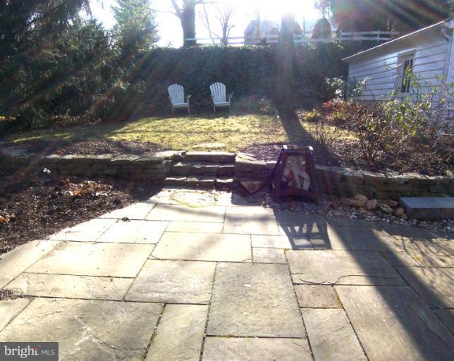 442 Range Road Towson, MD 21204 - Photo 20 of 22 Slate Patio & Private Yard - Great Place to Relax!