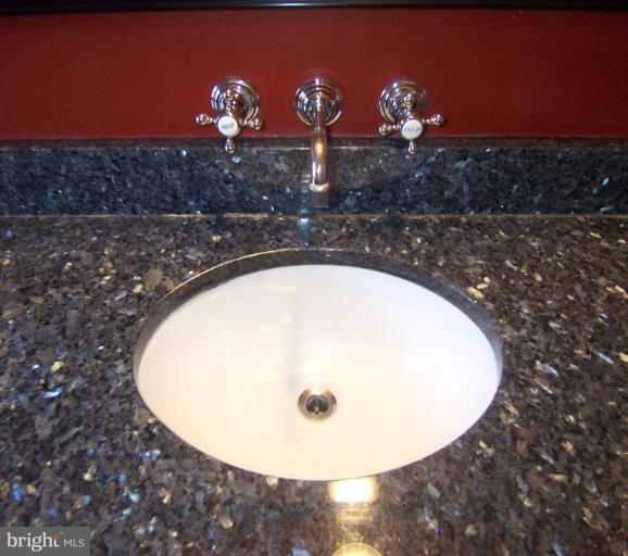 442 Range Road Towson, MD 21204 - Photo 9 of 22 Elegant Sink with Granite Vanity