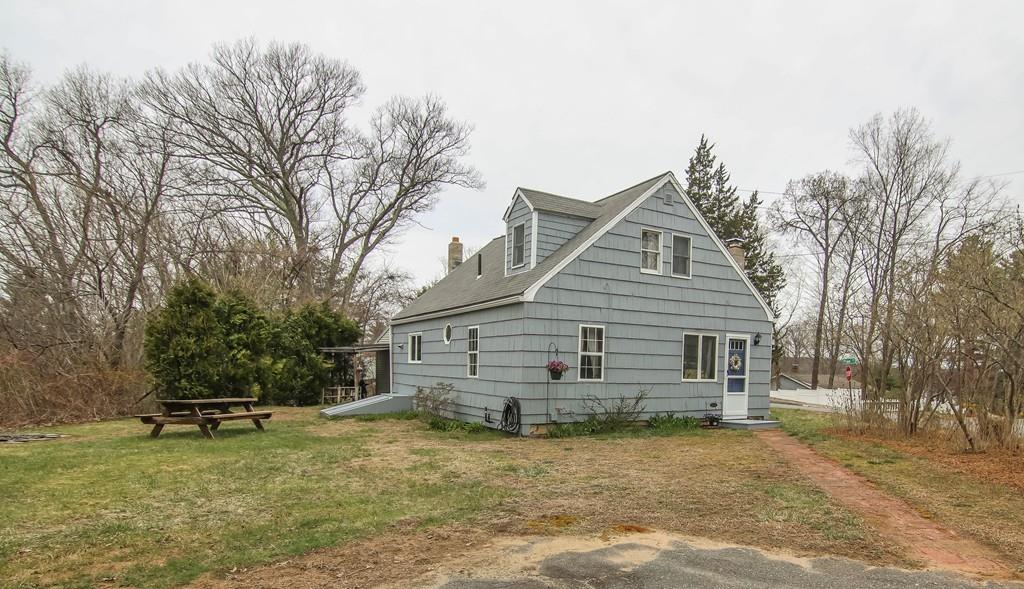 230 Southbridge Road Warren, MA 01083 - Photo 1 of 19 Gallery Image 1