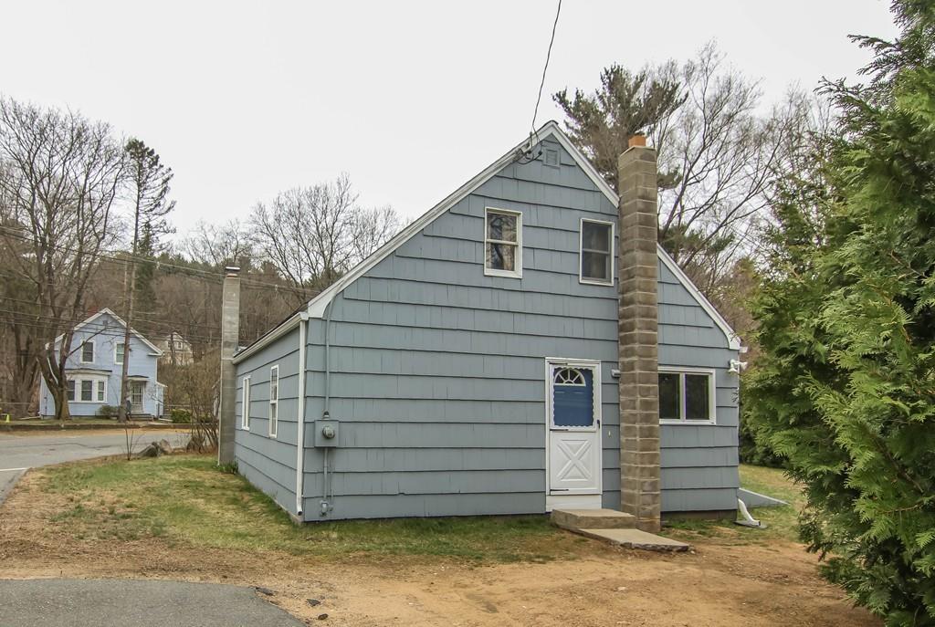 230 Southbridge Road Warren, MA 01083 - Photo 3 of 19 Gallery Image 3