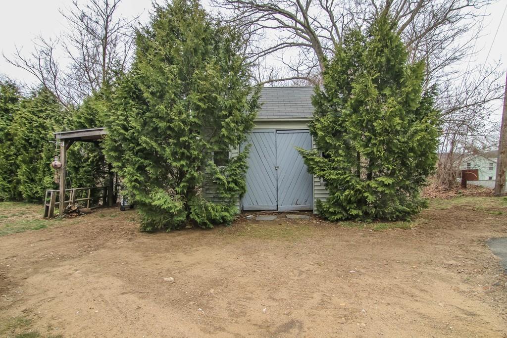 230 Southbridge Road Warren, MA 01083 - Photo 4 of 19 Gallery Image 4