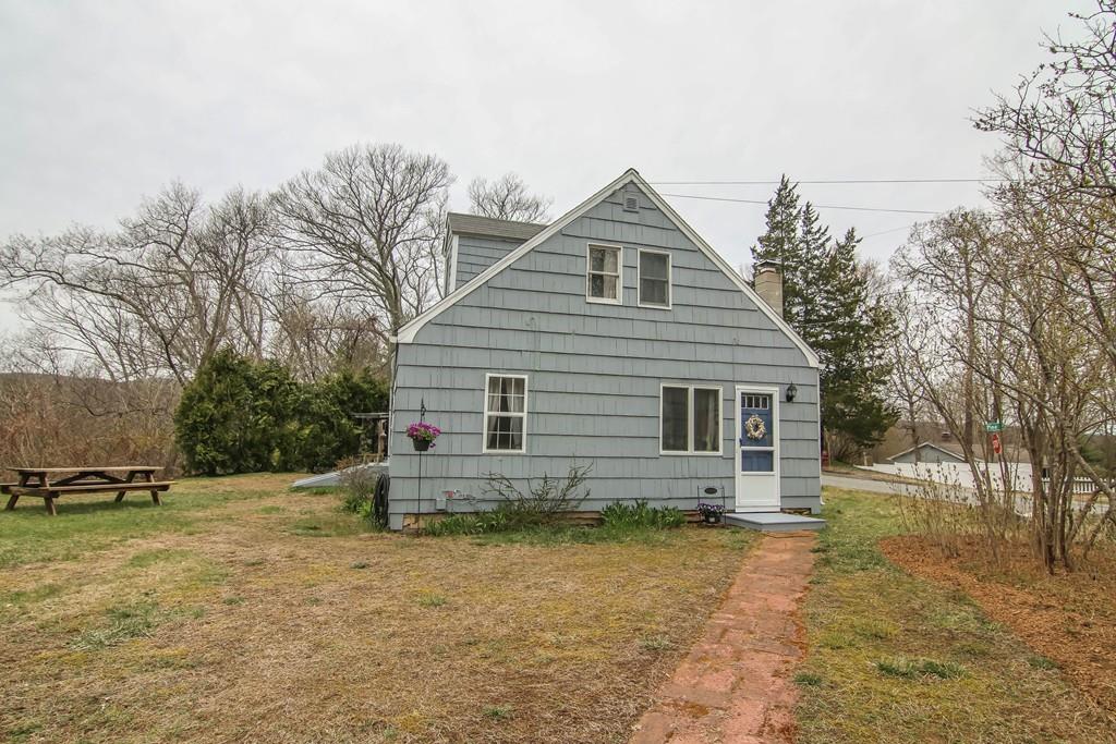 230 Southbridge Road Warren, MA 01083 - Photo 5 of 19 Gallery Image 5