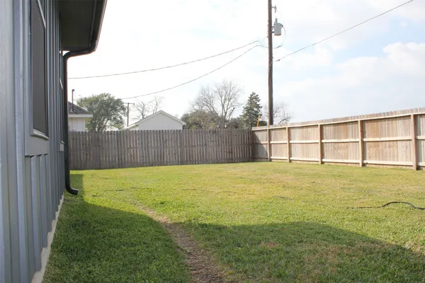 $269,000 | 7610 Avenue G, Beasley, TX 77417