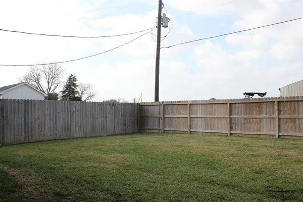 $269,000 | 7610 Avenue G, Beasley, TX 77417