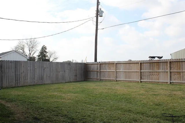 $295,000 | 7610 Avenue G, Beasley, TX 77417