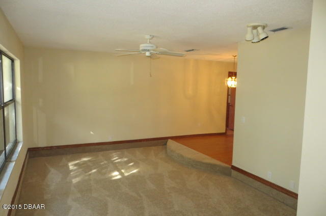 929 Mill Rd Lane Port Orange, FL 32127 - Photo 9 of 25 LR1.jpg