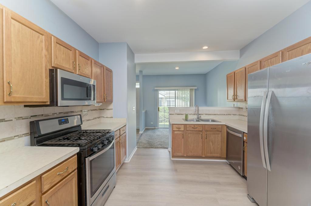 2279 Reflections Drive Aurora, IL 60502 - Photo 13 of 39