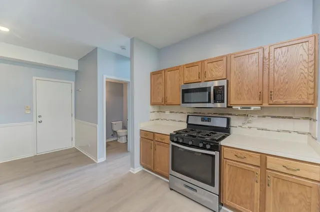 $345,000 | 2279 Reflections Drive, Aurora, IL 60502