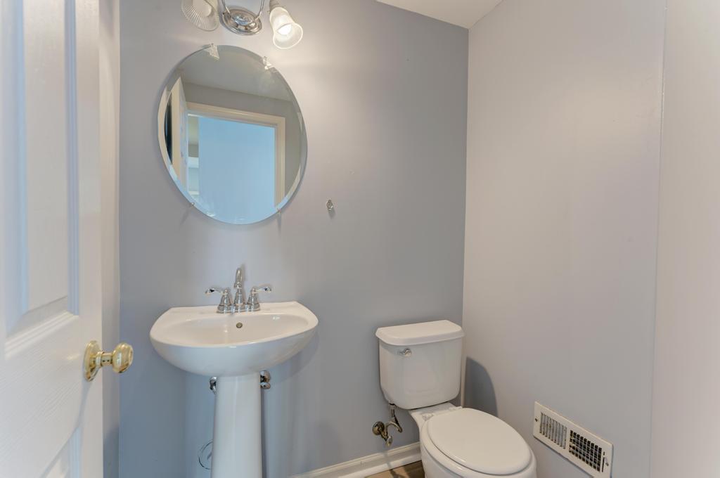 2279 Reflections Drive Aurora, IL 60502 - Photo 17 of 39